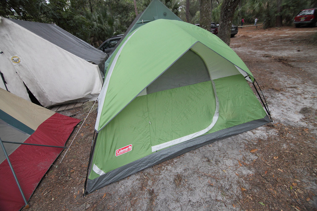 Coleman Sundome Tent, the best camping tent for 4 person